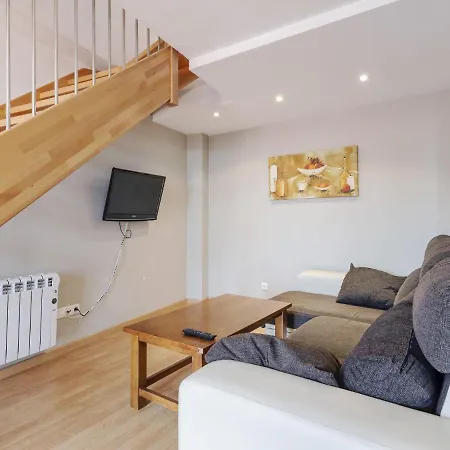 Modern In With Terrace *