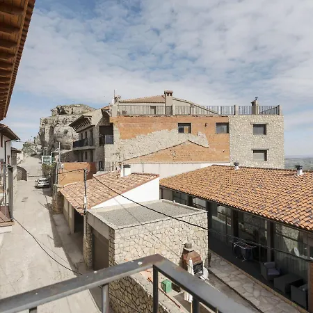 Modern In With Terrace * Gúdar